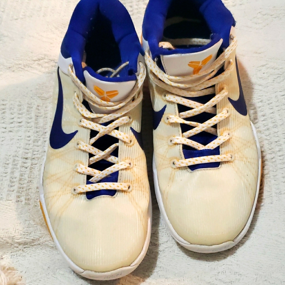 Nike Kobe Bryant 7's zoom system home